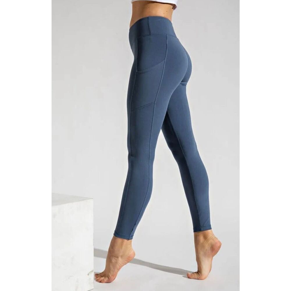 Everlane The Perform Leggings with Pockets